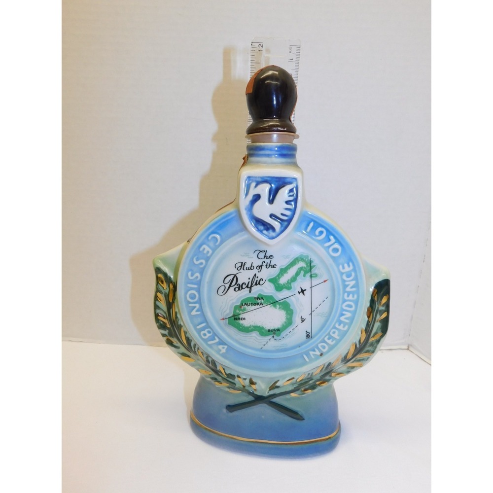 1971 "Vintage" Beam's 1st Anniversary FIJI Independence Cession Pacific Decanter